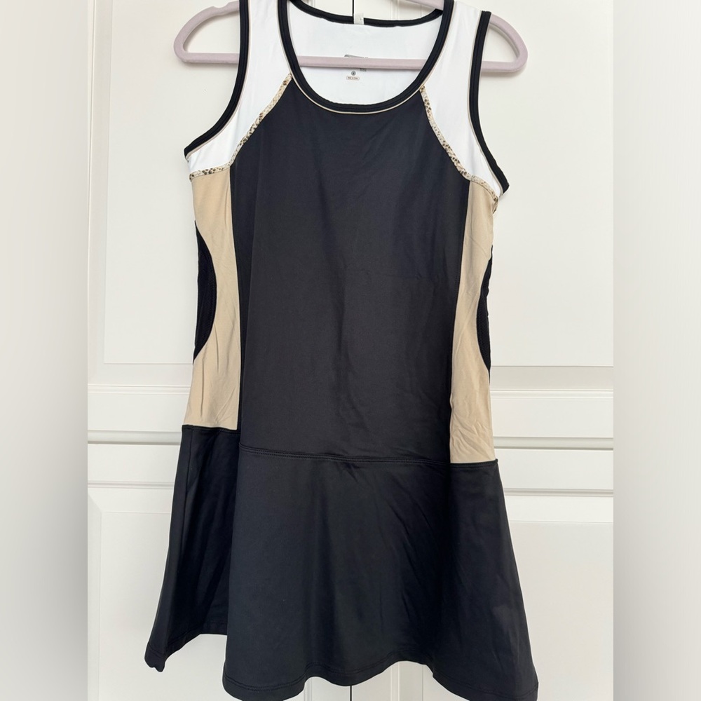 Tail Athletic Dress NWOT  for Summer Size M